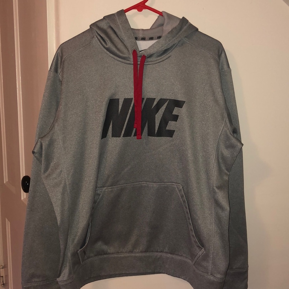 Nike Therma-Fit Hoodie